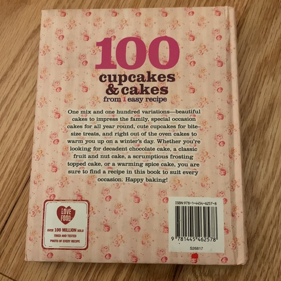 COOKBOOK - 100 Cupcakes & Cakes - 224 pages - ENGLISH - Picture 2 of 9